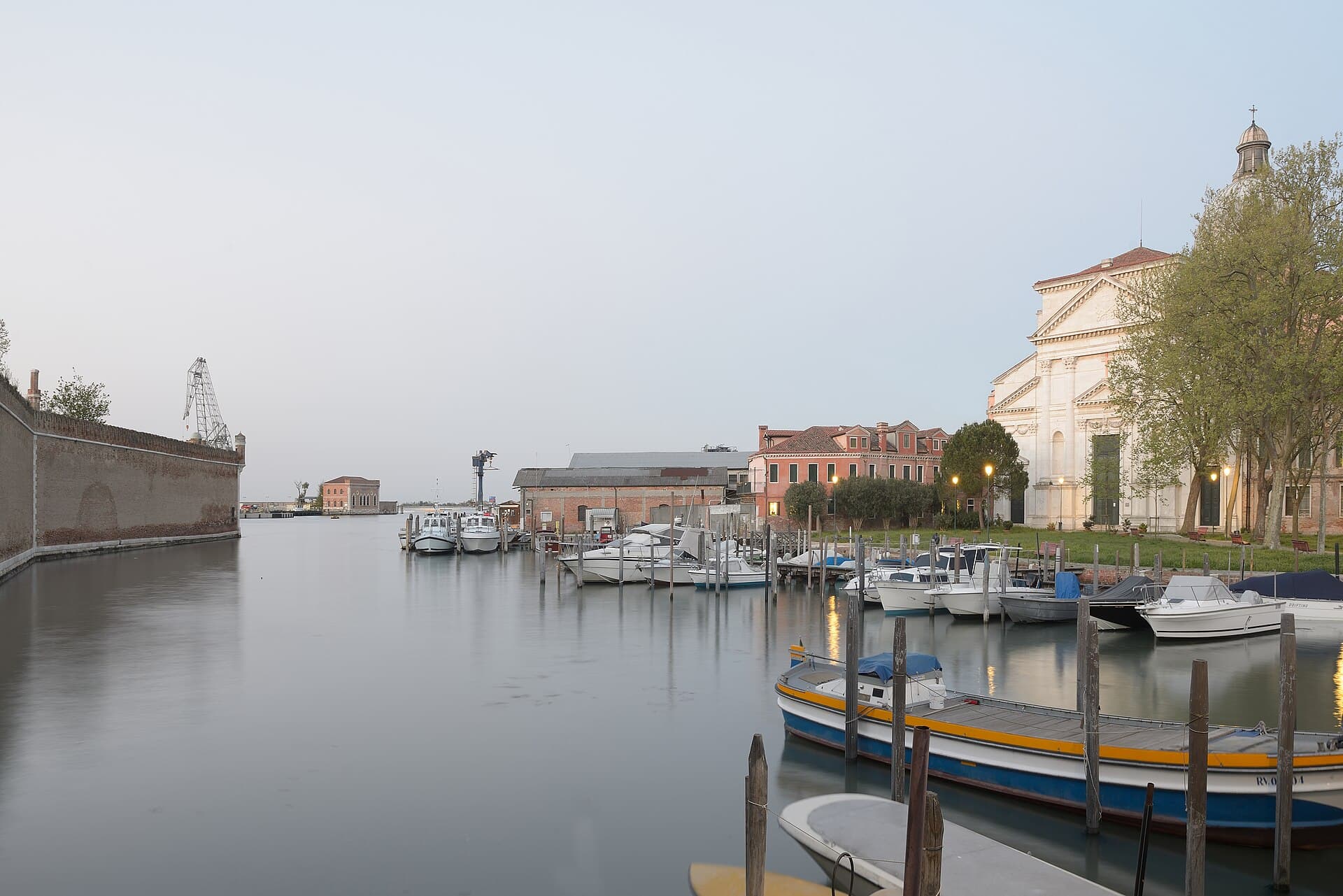 Il canale di San Pietro di Castello verso l’Arsenale.